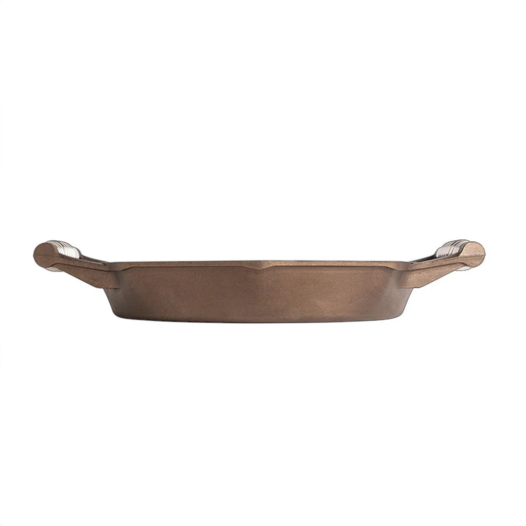 side view of 14 inch skillet