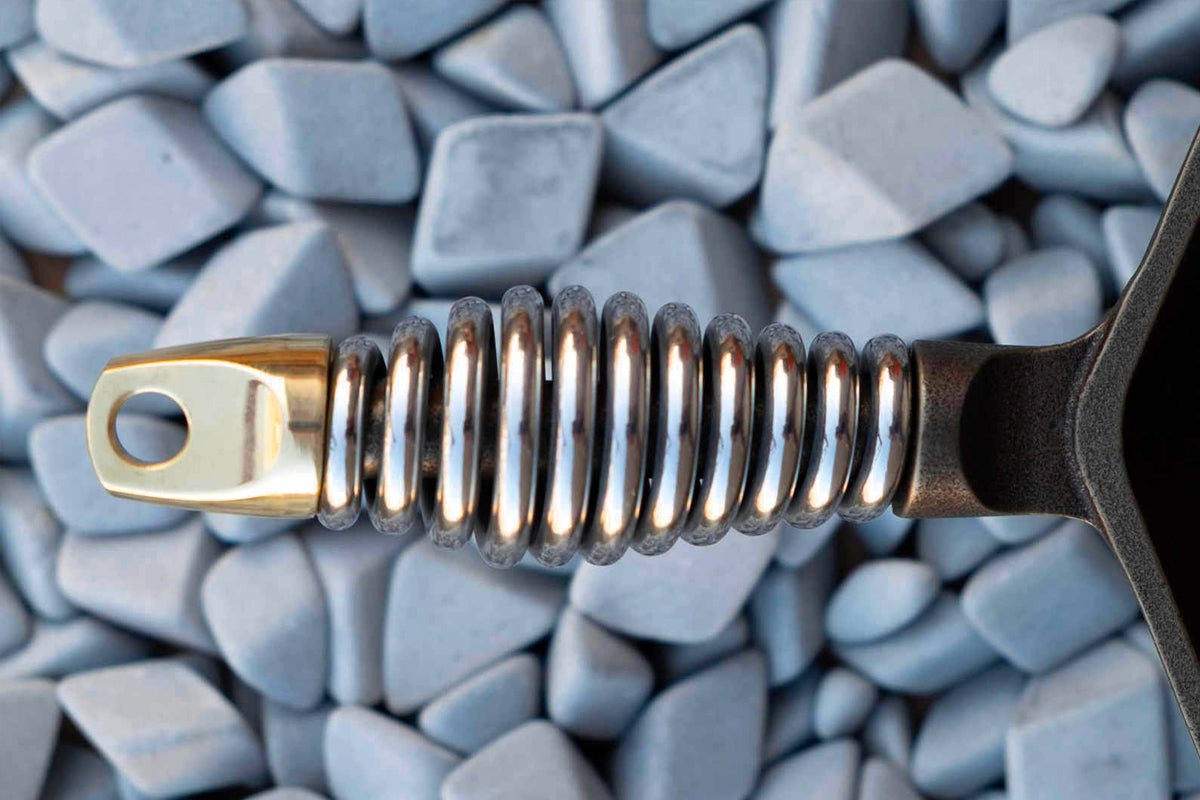 Close up of coil handle on Finex skillet